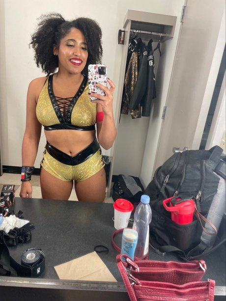 Marti Belle modèle parfait img