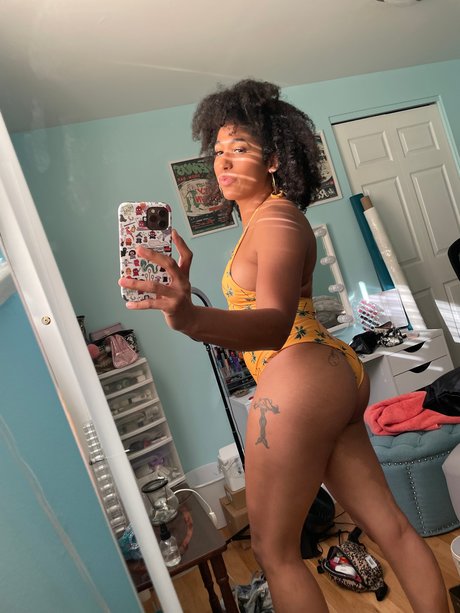 nue enceinte onlyfans meilleure exclusivité galeries