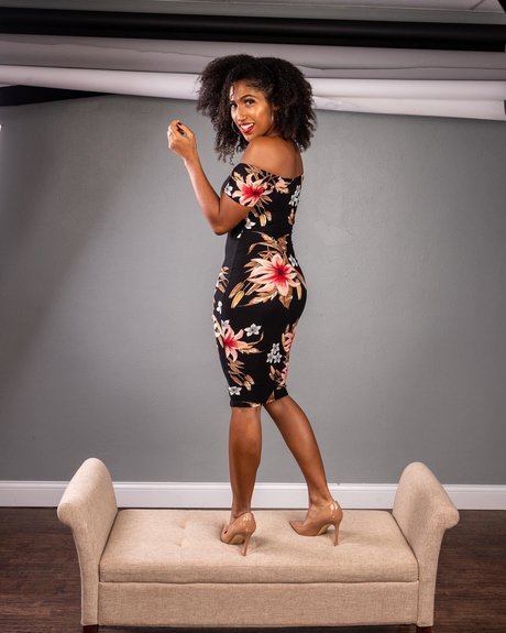 Marti Belle joli modèle des photos