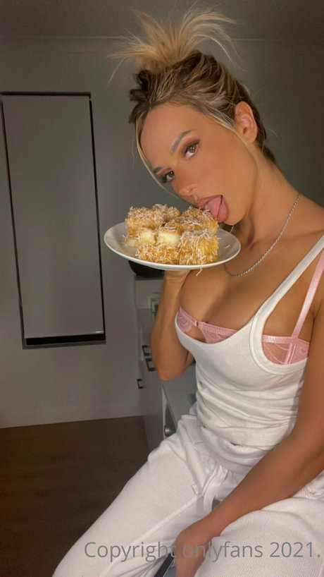 pieds sales onlyfans hd sympa collection