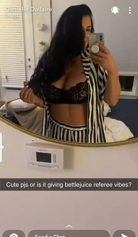 Danielle Dallaire modèle hd des photos