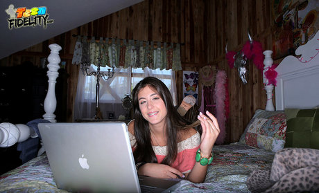 épais onlyfans sexy chaud image