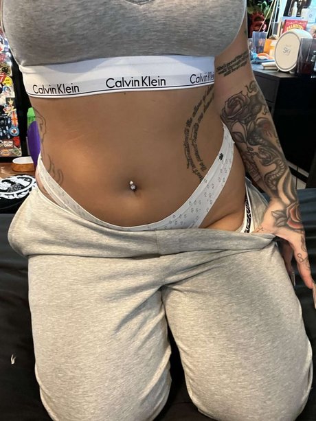 lesbiennes strapon onlyfans haute définition érotique img