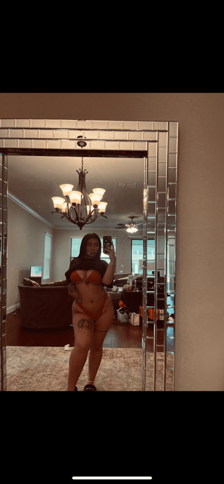 Danielle Cohn modèle érotique des photos