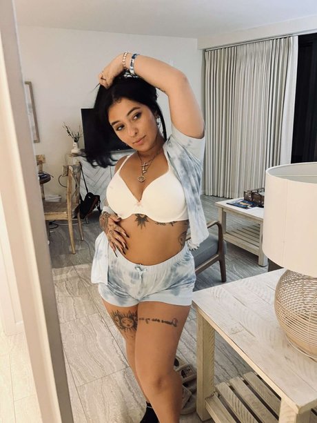 lesbiennes strapon onlyfans chaud nu photo