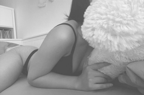 kikipearl modèle pornographique img