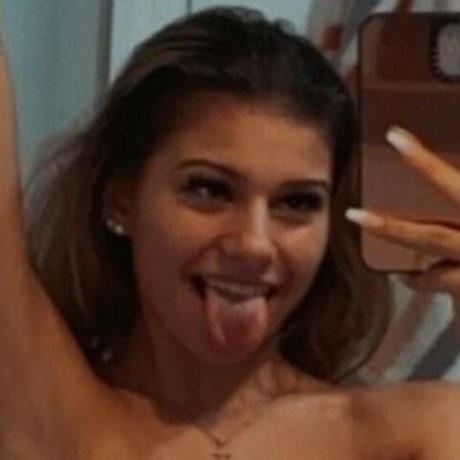 Carlie Marie art modèle collection