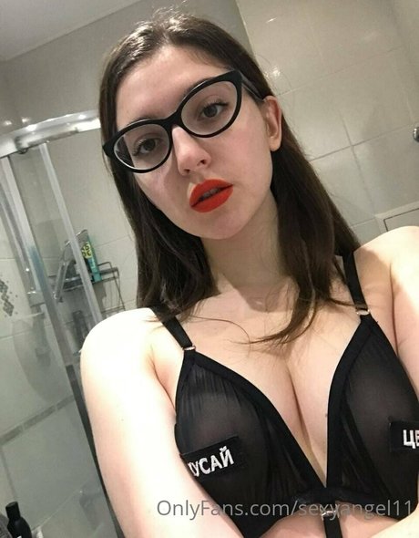 lunettes milf onlyfans assez gratuit img