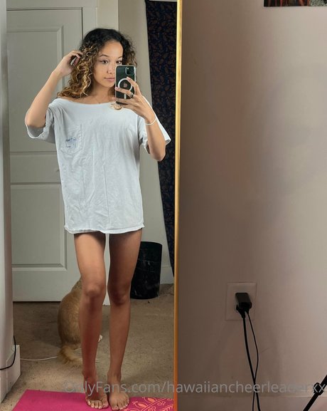 Hawaiian Cheerleader étoile parfaite photos