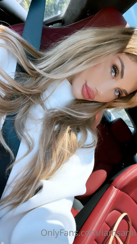 Sarai Rollins meilleure star du porno img