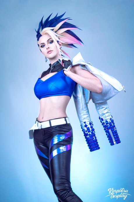 Kinpatsu Cosplay xxx star du porno images