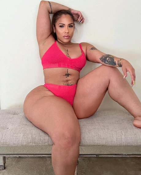 Scarlett Cakez meilleur modèle img