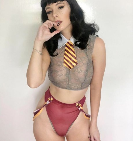 Catsefiro modèle gratuit photos