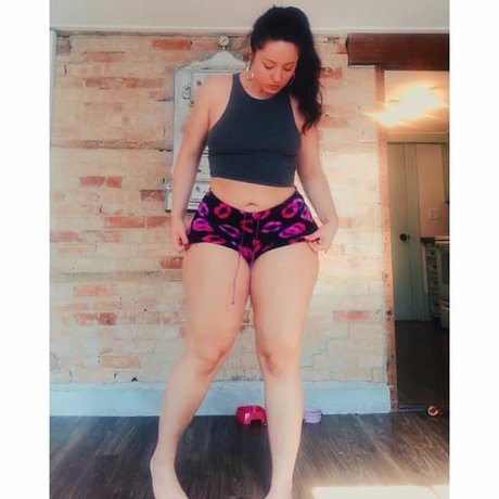 femmes célèbres onlyfans xxx nu image