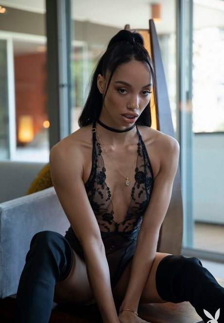 Alexis Tae star pornographique collection