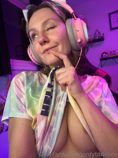 Jordy Todosey actrice hd galerie