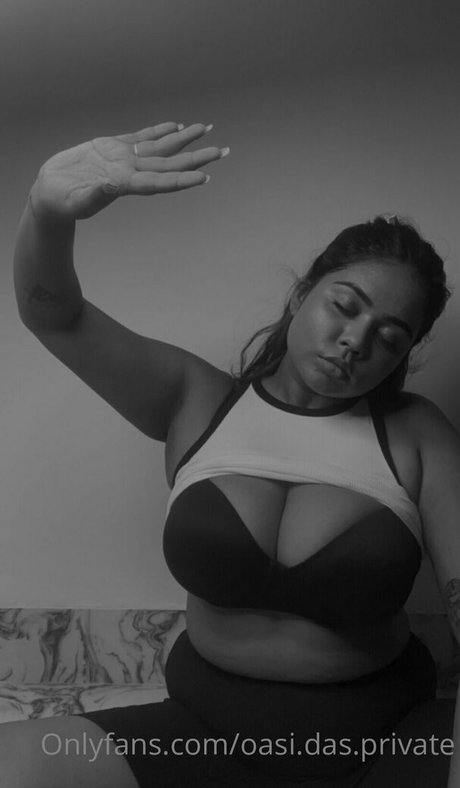 Oasi Das star du porno galerie