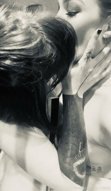 Tamara Grace star érotique image