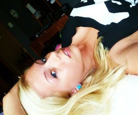 Stormy Summers star du porno belle img