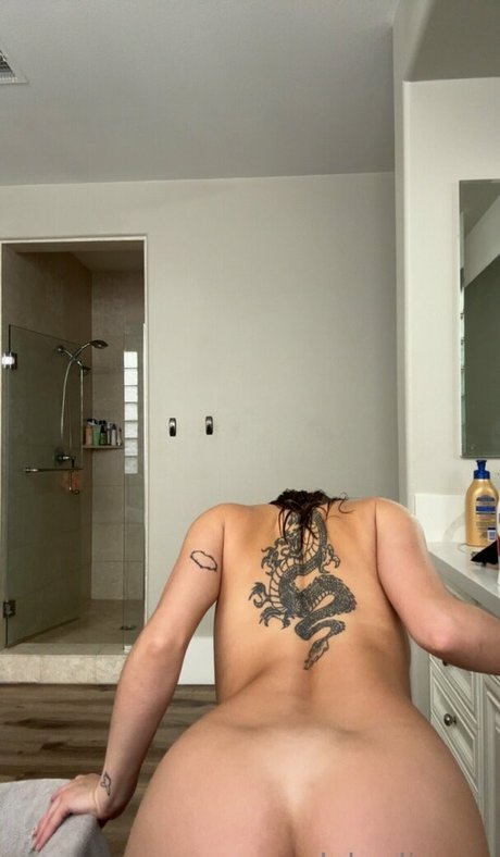 fans avec les yeux bandés parfait image