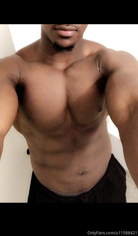 Bootysothick étoile nue des photos