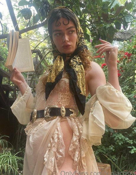 floraauclair modèle sexy images