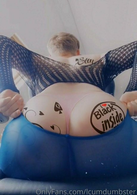 lcumdumbster modèle chaud photos