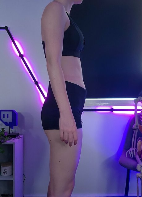 DeadlyKitten s Kofi étoile archive