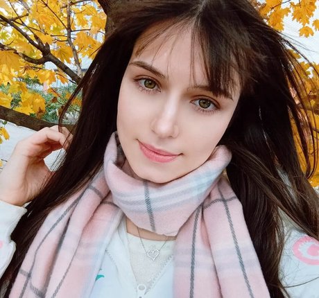 niki tyan17 modèle magnifique photo