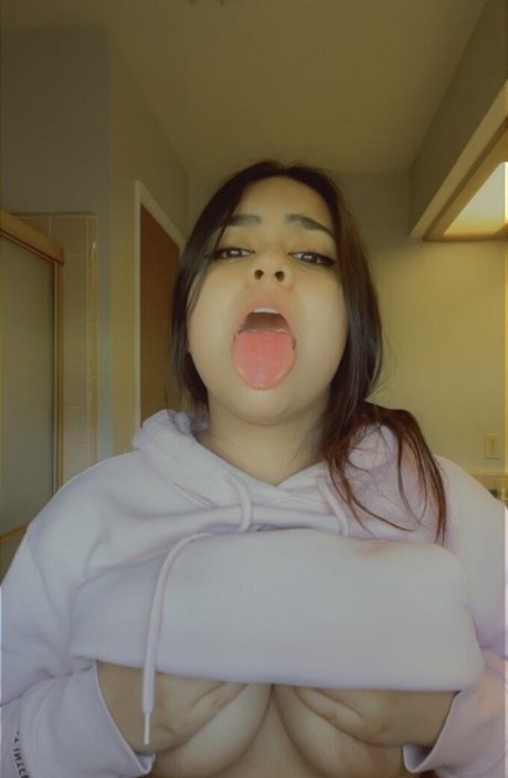 Daisyy x modèles nus archive