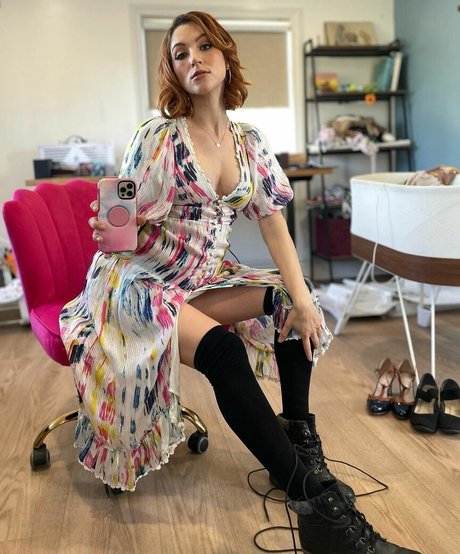 Becca Scott actrice libre galeries