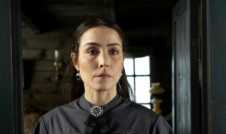 Noomi Rapace star du porno belle image