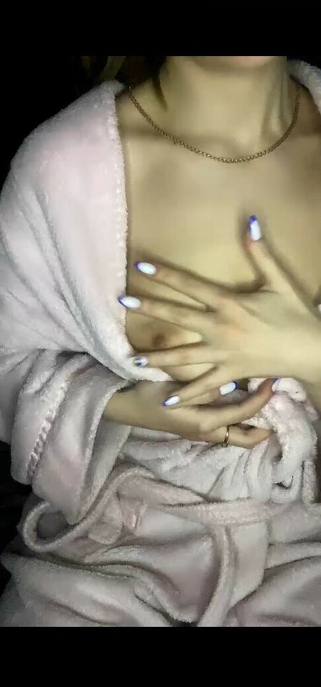 _Tornadi_ belle actrice galeries