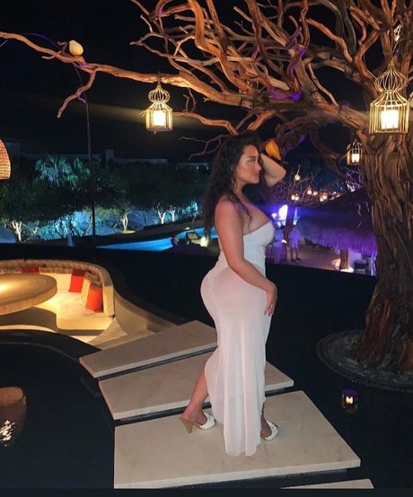 chaton courbé onlyfans beau sexe photo