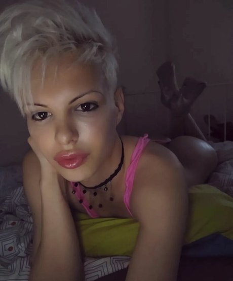 Blonditwink star du sexe archive