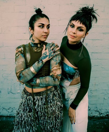 Krewella actrice érotique photos