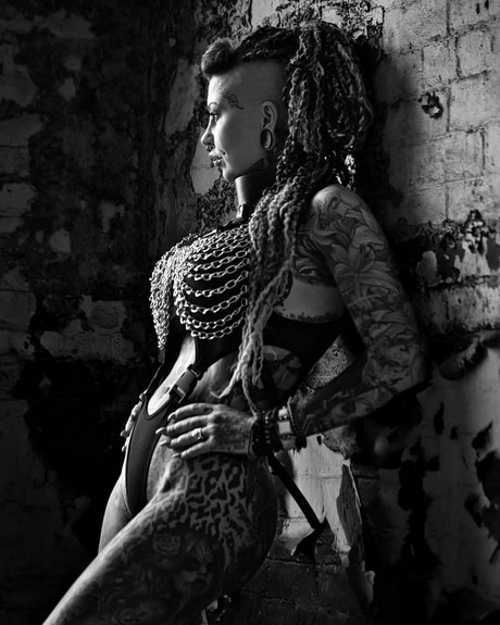 Pixta mannequin photo