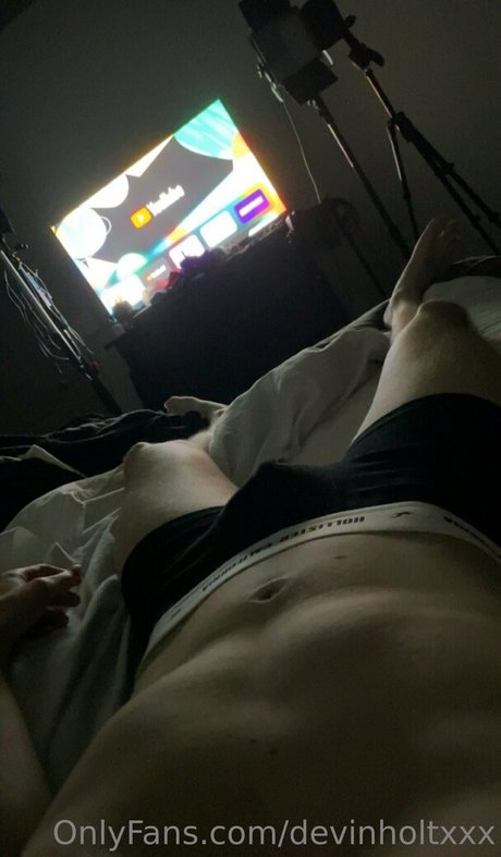 devinholtxxx star du porno en haute qualité img