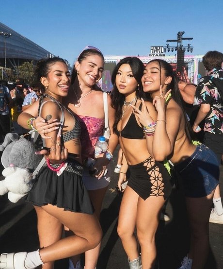 Maru Lee star du porno chaude galerie