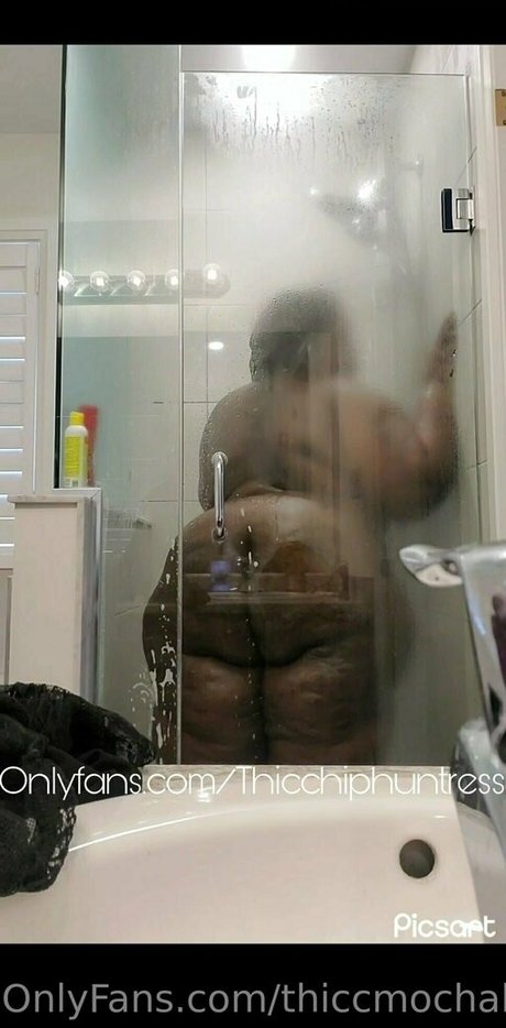 thiccmochahips actrice libre des photos