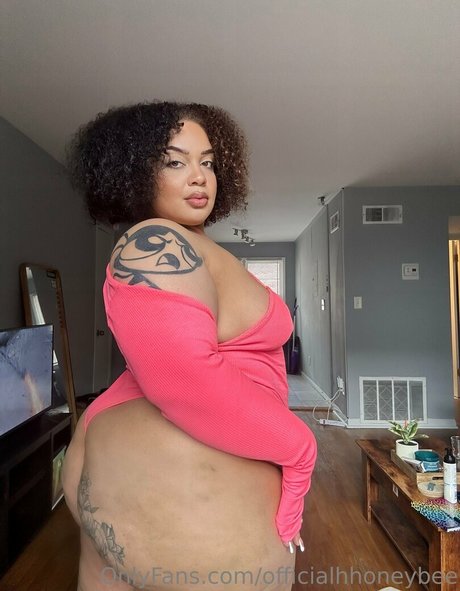 officialhhoneybee étoile érotique photo