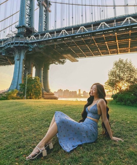 Waikei Waikeezy actrice libre image