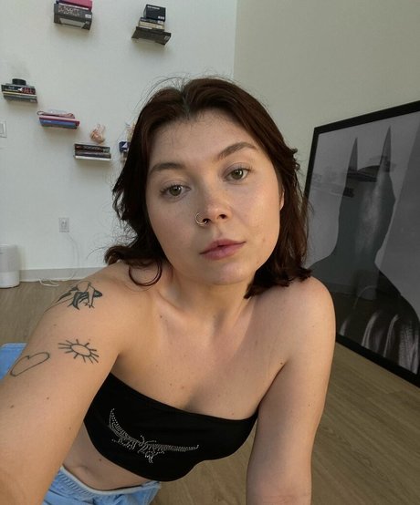 Polina Kalatsei star du porno xxx galeries