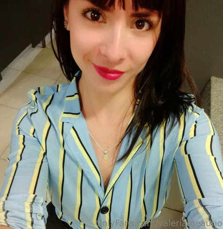 pampi cush belle actrice photos