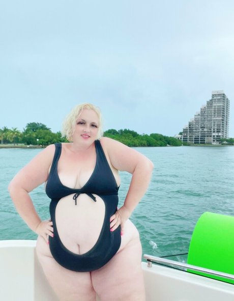 sweetcherrybbw sexe star images