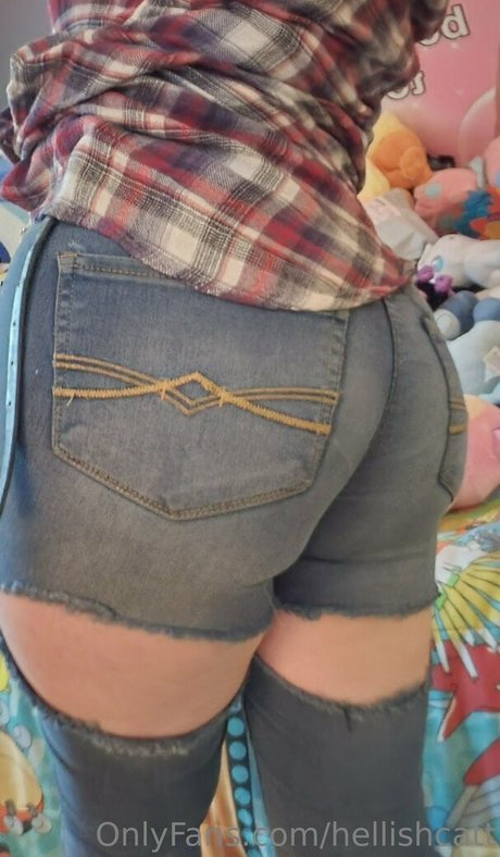 hellishcatt étoile xxx galeries