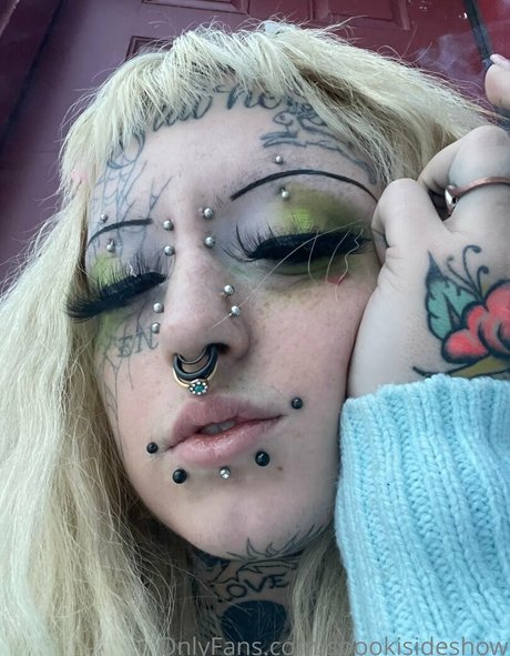 spookisideshow star du porno exclusive img