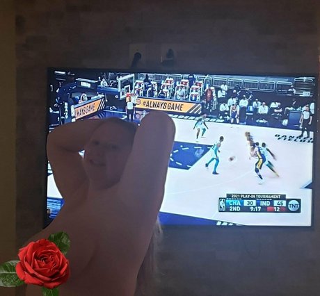 rubydawn 90 étoile exclusive des photos