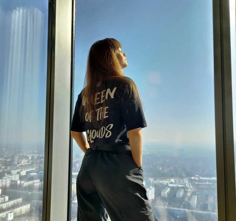 Nicole Czuj xxx étoile galeries