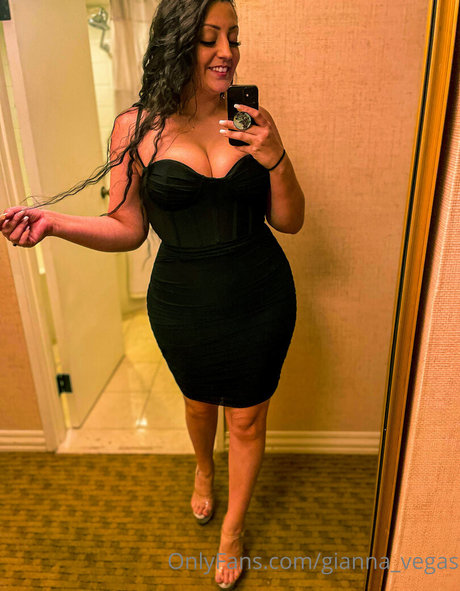 gianna vegas star du porno parfaite des photos